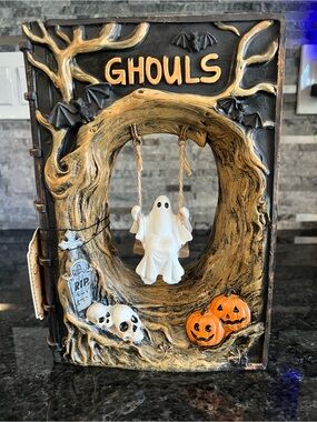 HTF!! Sweet Street Faux Book With SWINGING GHOST-SO CUTE!!